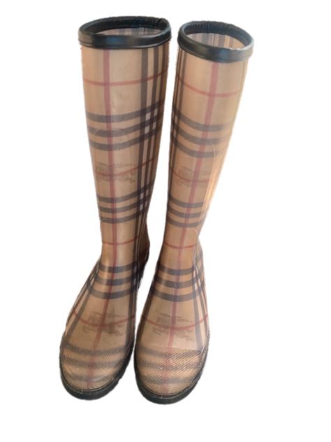 do burberry rain boots stretch|Burberry rain boots clearance.